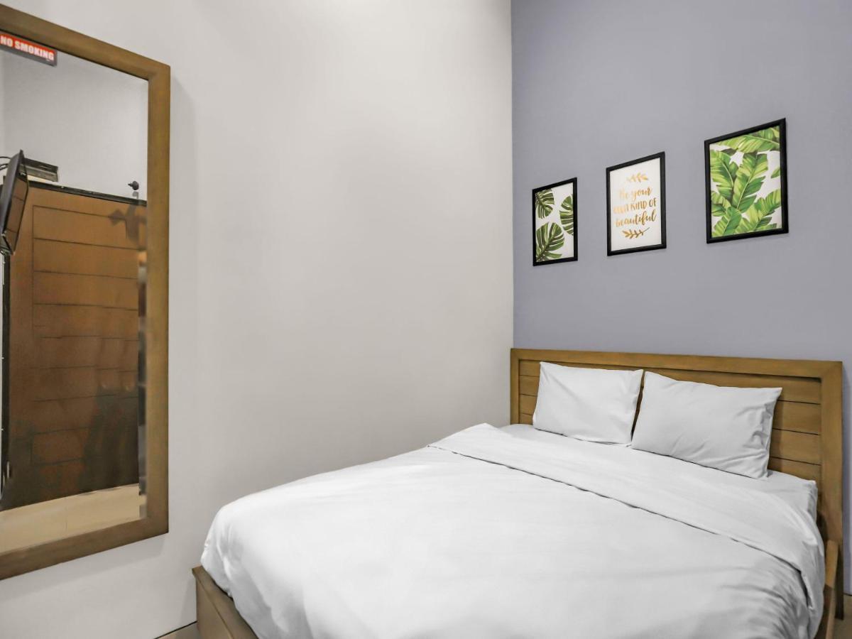 Hotel Casa Ts 16 Malang Exterior foto
