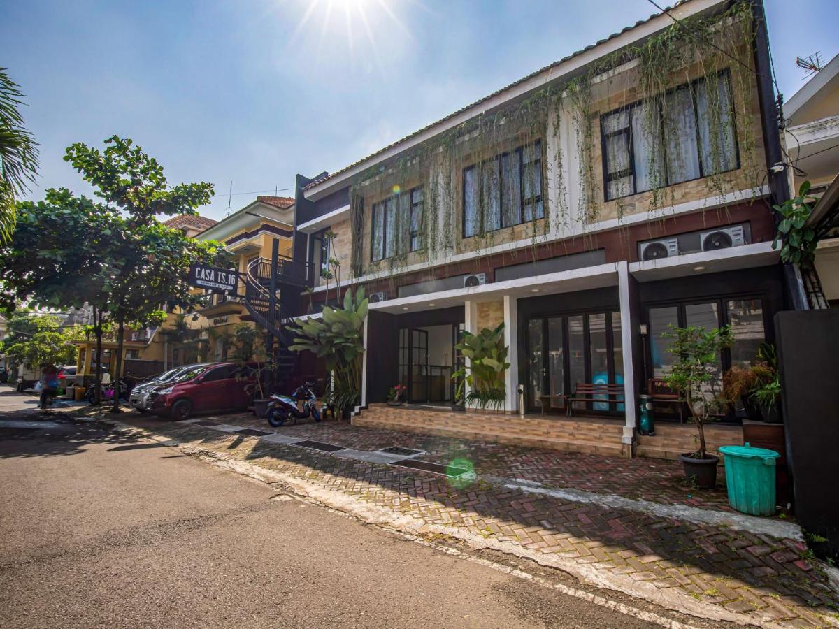 Hotel Casa Ts 16 Malang Exterior foto