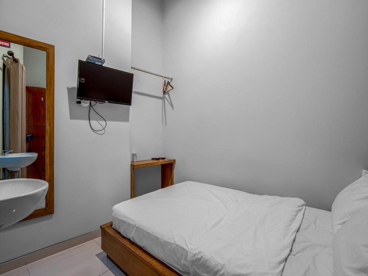 Hotel Casa Ts 16 Malang Exterior foto