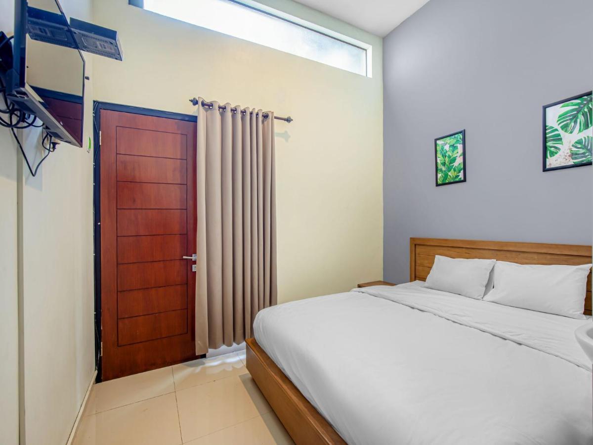 Hotel Casa Ts 16 Malang Exterior foto