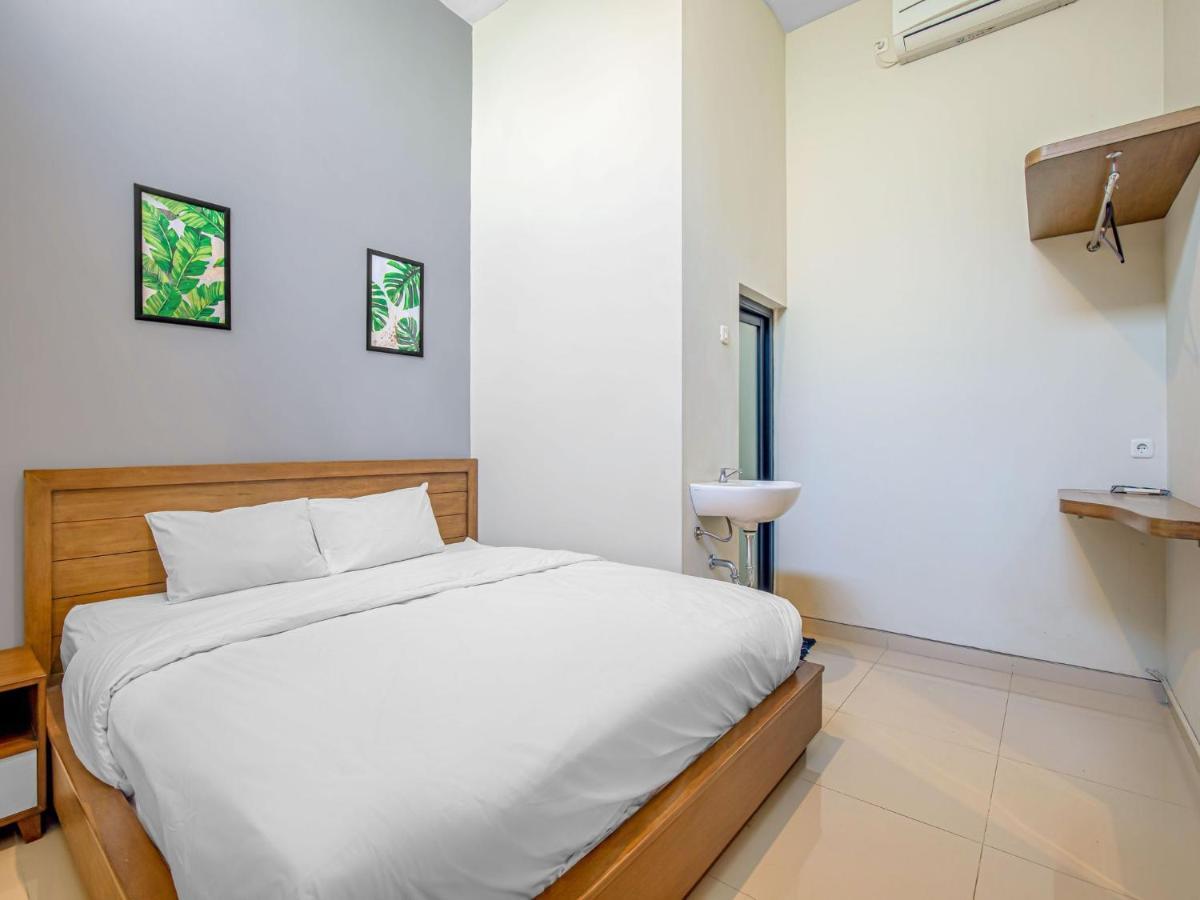Hotel Casa Ts 16 Malang Exterior foto